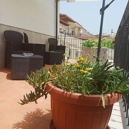 فندق مبيت وإفطار Casa Augello سان جيوفاني روتوندو